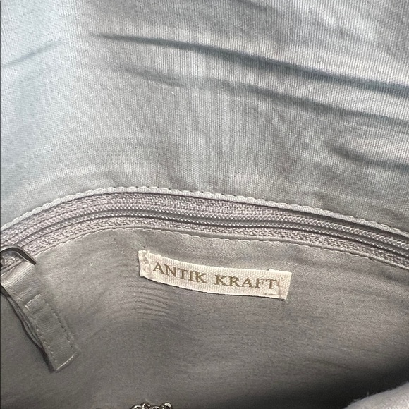 Antik Kraft | Silver Beaded Clutch